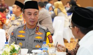 Kapolda Sumsel, Irjen Pol Sandi Nugroho, saat bincang santai dengan jurnalis di acara Buka Bersama, Jum'at (27/2/26). Fhoto: Istimewa