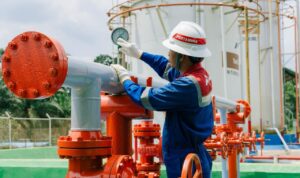 Suasana fasilitas produksi PEP Lirik dan PEP Jambi, bagian dari wilayah kerja PHR Zona 1 meneguhkan komitmen keselamatan operasi selama momentum Lebaran.