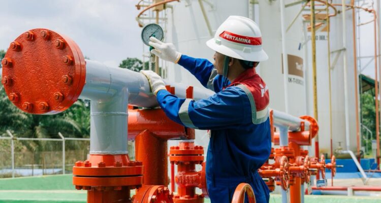 Suasana fasilitas produksi PEP Lirik dan PEP Jambi, bagian dari wilayah kerja PHR Zona 1 meneguhkan komitmen keselamatan operasi selama momentum Lebaran.