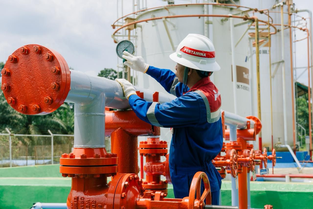 Suasana fasilitas produksi PEP Lirik dan PEP Jambi, bagian dari wilayah kerja PHR Zona 1 meneguhkan komitmen keselamatan operasi selama momentum Lebaran.