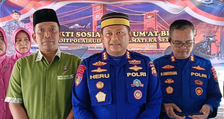 Direktur Polairud Polda Sumsel, Kombes Pol Heru Agung Nugroho, S.I.K., didampingi oleh Kabag Ops, AKBP Rahmat Sihotang, serta Kasubdit Gakkum, AKBP Chusnul Qomar, S.H., S.I.K., M.M saat di wawancarai 24detik.id, Jum'at (13/3/26). Fhoto: Suherman