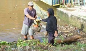 Hari Bumi 2026, Pusri dan Warga Satu Ilir Kompak Wujudkan Lingkungan Hijau. Fhoto: Istimewa