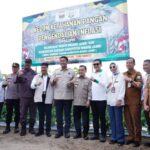 Wakil Menteri Pertanian RI sekaligus Ketua Umum DPN HKTI, Sudaryono, bersama Direktur Keuangan & Umum Pusri, Eric J. Rachman, dalam acara Temu Kader dan Pelantikan DPD HKTI se-Provinsi Jambi (20-21 April 2026)
