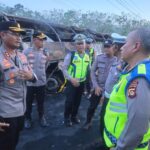 Dirlantas Polda Sumsel, Kombes Pol Mahesa Soegriwo dan Kapolres Muratara, AKBP Rendy Surya Aditama, saat berada di lokasi kejadian, Rabu (6/5/26). Fhoto: Istimewa