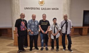 Pergelaran Puisi Negeri Retak, Ditampilkan di Purawisara Amphitheater Malioboro