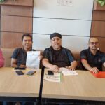Kuasa hukum korban, Adv. Idasril Faisal Tanjung, SE, SH, MM, MH, bersama Tim, saat jumpa pers, Sabtu (9/5/26). Fhoto: Suherman