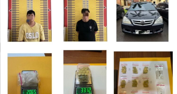 2 pelaku dan barang bukti narkoba yang berhasil disita Ditresnarkoba Polda Sumsel