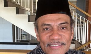 Prof. Dr. H. La Ode Husen, S.H., M.H. (Guru Besar & Pakar Hukum)