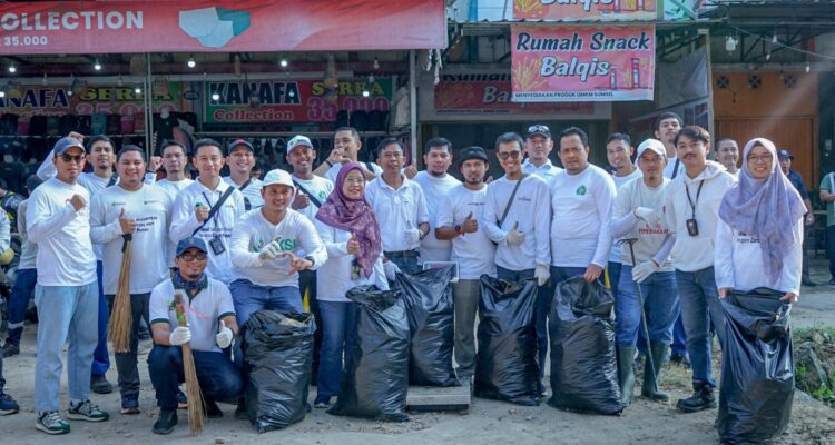 Peringati Hari Lingkungan Hidup, Pusri Bersama Warga Sulap 2 Ton Sampah Jadi Berkah. Fhoto: Istimewa