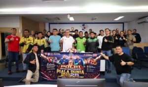 Nobar, Dirlantas Polda Sumsel Beri Kejutan Spesial untuk Driver Ojol. Fhoto: Istimewa