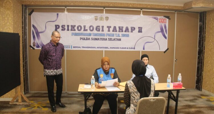 Salah satu peserta calon polwan, sedang mengikuti tes Psikologi tahap II, Rabu (17/6/26). Fhoto: Istimewa