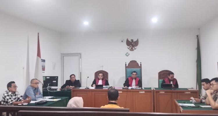 Ramadian Evrin dan Windi Siska yang menjadi saksi penggugat, Rabu (24/6/26). Fhoto: Istimewa
